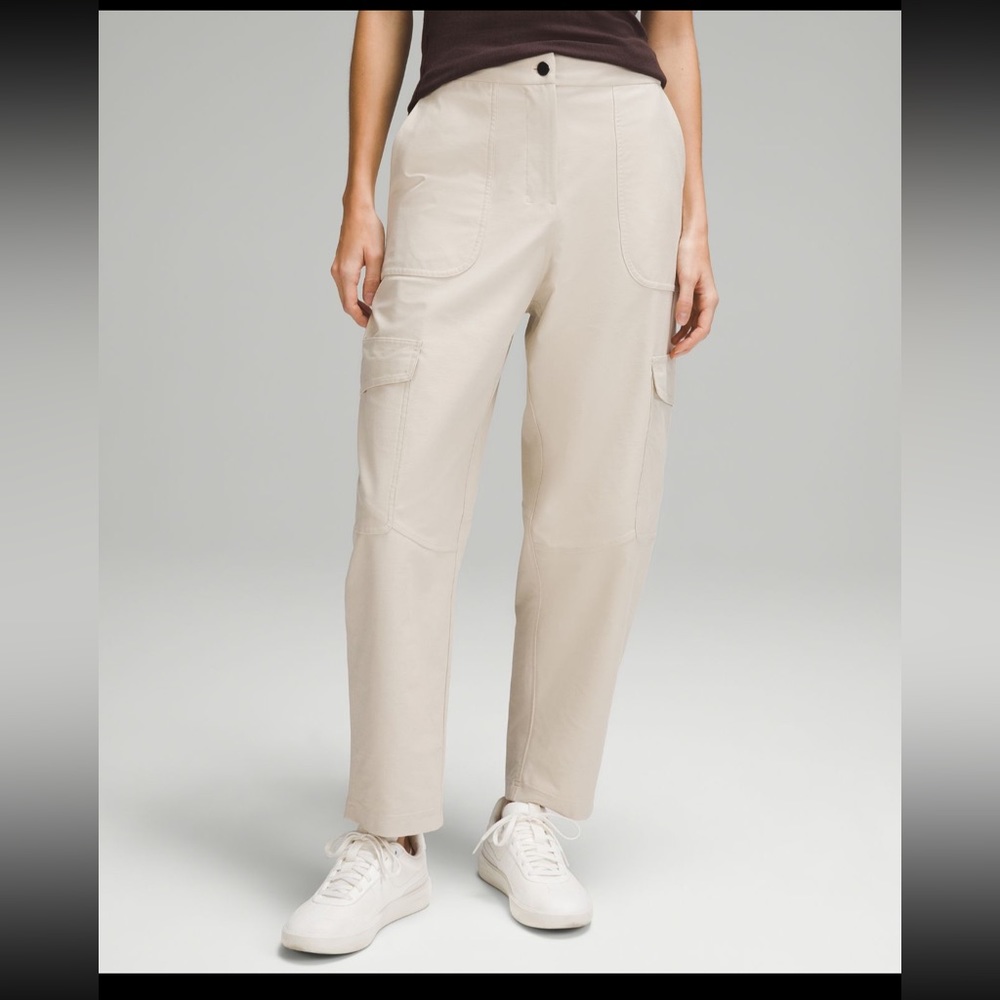 Lululemon light utilitech cargo pocket high rise pants